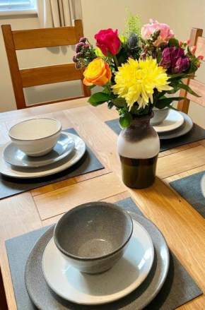 1 Merchants Gate - 2 bedroom, city apartment with private parking